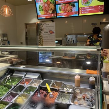 Poke Waikiki - Get a poke bowl or a poke burrito - Sushi Bars Near Me - Honolulu, Hawaii Poke Waikiki - Get a poke bowl or a poke burrito - Sushi Bars Near Me - Honolulu, Hawaii