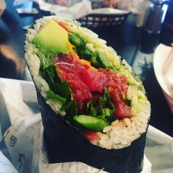 En Hakkore 2.0 - Fire spicy tuna sushi burrito - Asian Fusion Near Me - Chicago, Illinois
