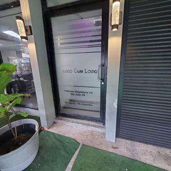 Condado Cigar Lounge - Cigar Bars Near Me - San Juan, Puerto Rico