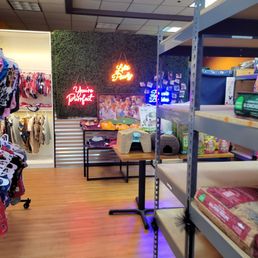 Clean and well-kept store with a nice stock of pet food and supplies.