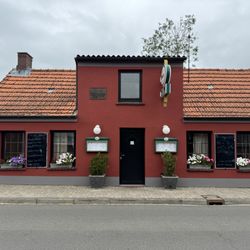 Dusend Buddel Huus