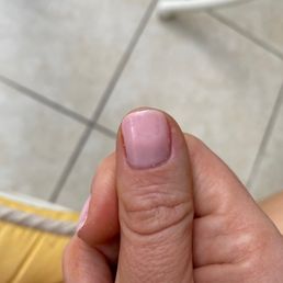 Didn't even fully remove my previous gel polish. Did the soak off there Didn't even fully remove my previous gel polish. Did the soak off there