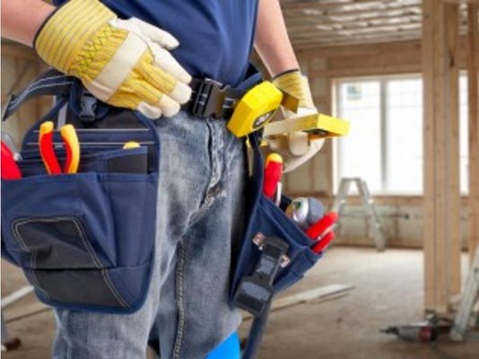 Limitless Contracting Logo