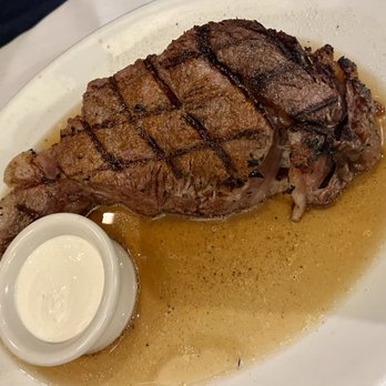801 Chophouse - Roast Prime Rib - Steakhouses Near Me - Omaha, Nebraska 801 Chophouse - Roast Prime Rib - Steakhouses Near Me - Omaha, Nebraska