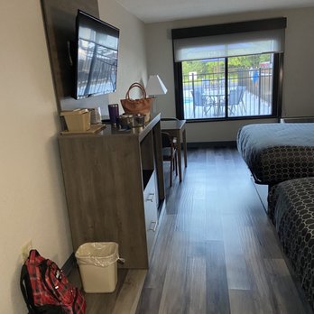 Clarion Pointe - Hotels Near Me - Rock Hill, South Carolina