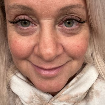 Ada Lash - Hybrid Cat Style - Eyelash Service Near Me - Mountain View, California Ada Lash - Hybrid Cat Style - Eyelash Service Near Me - Mountain View, California
