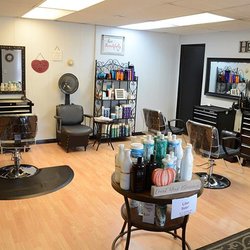 Studio 150 Hair And Nail Salon