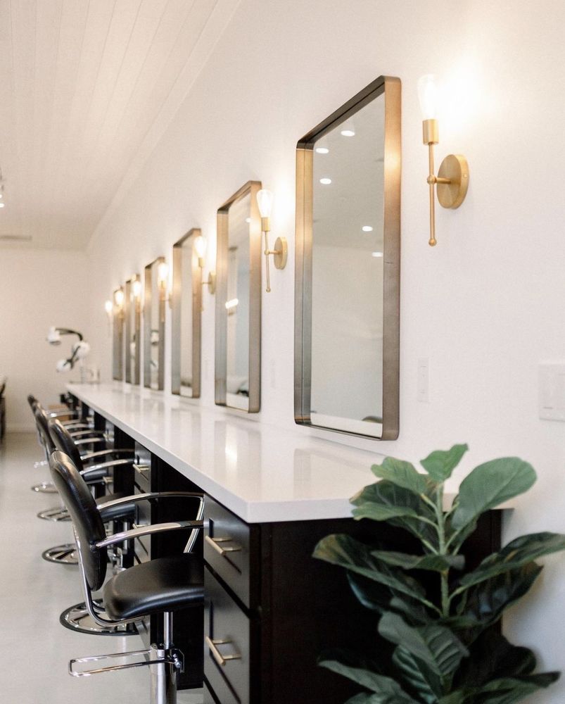 HOLLAND HOUSE SALON Updated September 2024 28311 Marguerite Pkwy