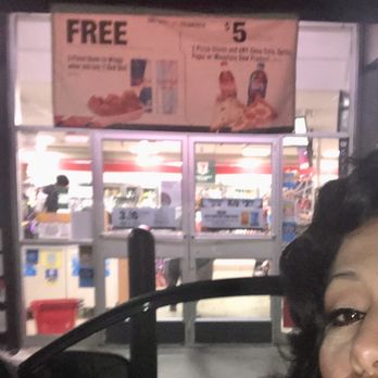7-Eleven - Front of the best 7-Eleven on earth - Convenience Stores Near Me - Oxnard, California