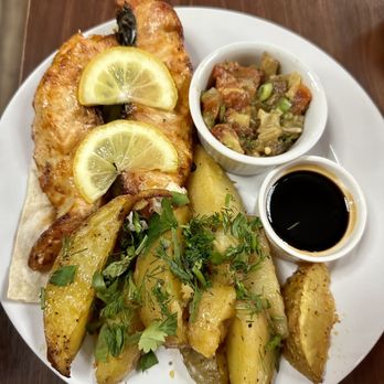 Hye Life Cafe & Bar - BBQ Sturgeon - Modern European Near Me - Bellevue, Washington