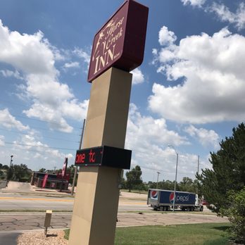 Horse Creek Inn - Hotels Near Me - Mc Cook, Nebraska Horse Creek Inn - Hotels Near Me - Mc Cook, Nebraska