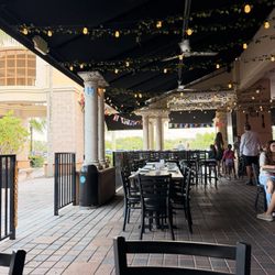 Patio Flamenco - Outside