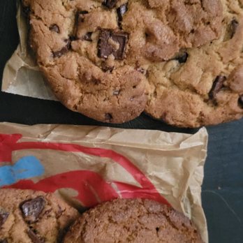 Wendy's - Burnt and hard as a rock chocolate chunk cookies - Fast Food Near Me - Moreno Valley, California Wendy's - Burnt and hard as a rock chocolate chunk cookies - Fast Food Near Me - Moreno Valley, California