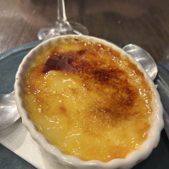 Bridges Dining Company - Crème brûlée - New American Near Me - Metropolis, Illinois Bridges Dining Company - Crème brûlée - New American Near Me - Metropolis, Illinois