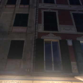 Louis Vuitton - Leather Goods Near Me - Genova, GE