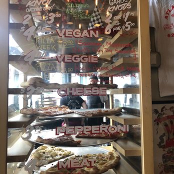 Atlas Pizza - Pizza Near Me - Portland, Oregon