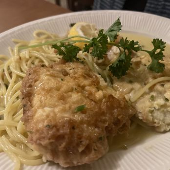 Bella Michael's Restaurant - Chicken Franchise - Italian Near Me - Oneonta, New York