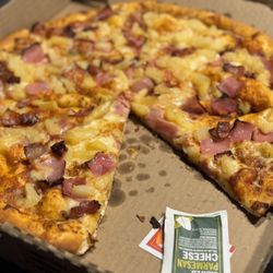 Fire Fire Pizza - Hawaiian Pizza