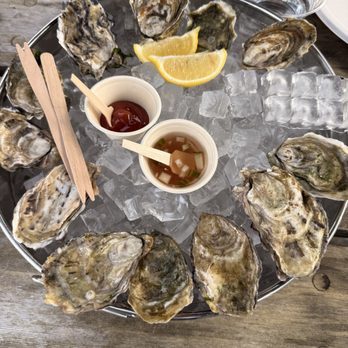 Westcott Bay Shellfish Company - Dozen oysters - Seafood Markets Near Me - Friday Harbor, Washington Westcott Bay Shellfish Company - Dozen oysters - Seafood Markets Near Me - Friday Harbor, Washington