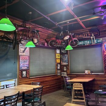 Quaker Steak & Lube - Steakhouses Near Me - Sharon, Pennsylvania Quaker Steak & Lube - Steakhouses Near Me - Sharon, Pennsylvania