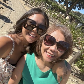 Shadowbrook Winery - Wineries Near Me - Walnut Creek, California