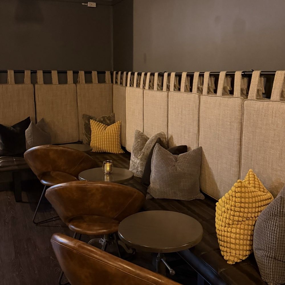 Grind - lounge area - Cocktail Bars Near Me - Boyertown, Pennsylvania