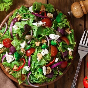 Green Point - a salad on a wooden table - American Near Me - River Vale, New Jersey Green Point - a salad on a wooden table - American Near Me - River Vale, New Jersey