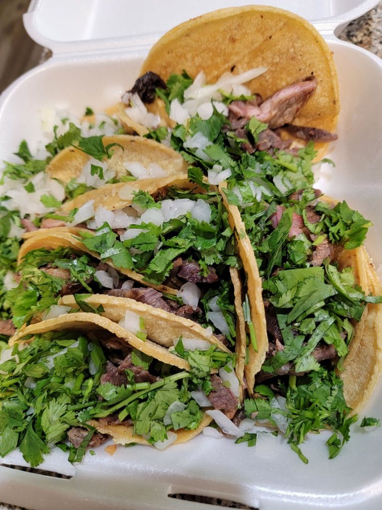 Los Compadres Meat Market