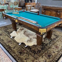 My recent purchase of an old table from triangle billiards.