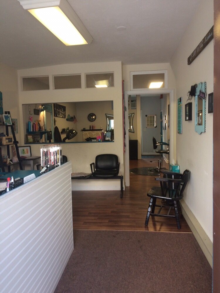 Loose Ends Hair Studio Logo