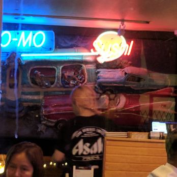 Momo Sushi - Rude Korean pink hair waitress - Sushi Bars Near Me - Vancouver, British Columbia