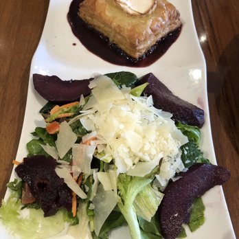 La Boheme - baked brie $16 - French Near Me - Palo Alto, California La Boheme - baked brie $16 - French Near Me - Palo Alto, California
