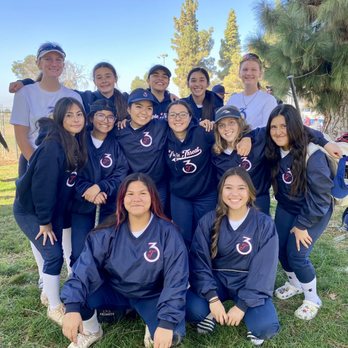 Trade Print Giant - Windbreakers & Hoodies - Printing Services Near Me - San Bernardino, California Trade Print Giant - Windbreakers & Hoodies - Printing Services Near Me - San Bernardino, California