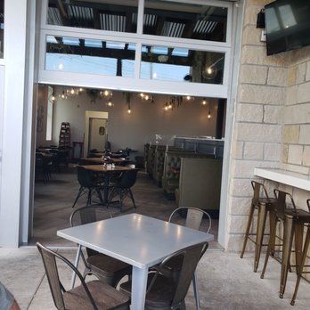 360 Brunch House - Outdoor indoor seating - Breakfast & Brunch Near Me - Mansfield, Texas
