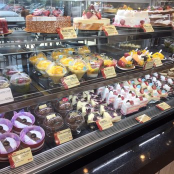 85°C Bakery Cafe-Richardson - Inside store - cakes - Bakeries Near Me - Richardson, Texas 85°C Bakery Cafe-Richardson - Inside store - cakes - Bakeries Near Me - Richardson, Texas