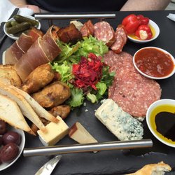 Ploughmans Restaurant - Ploughman's Platter