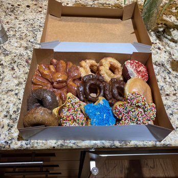 Sarah Donuts - Mixed dozen - Donuts Near Me - Decatur, Georgia