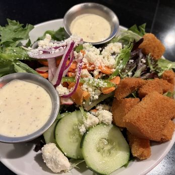 Twisted Tavern - Side salad with pear tree vinaigrette - Burgers Near Me - St Peters, Missouri