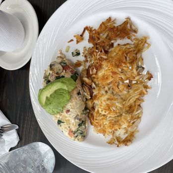 Rising Early Cafe - Veggie omelet with egg whites - Salad Near Me - Schaumburg, Illinois