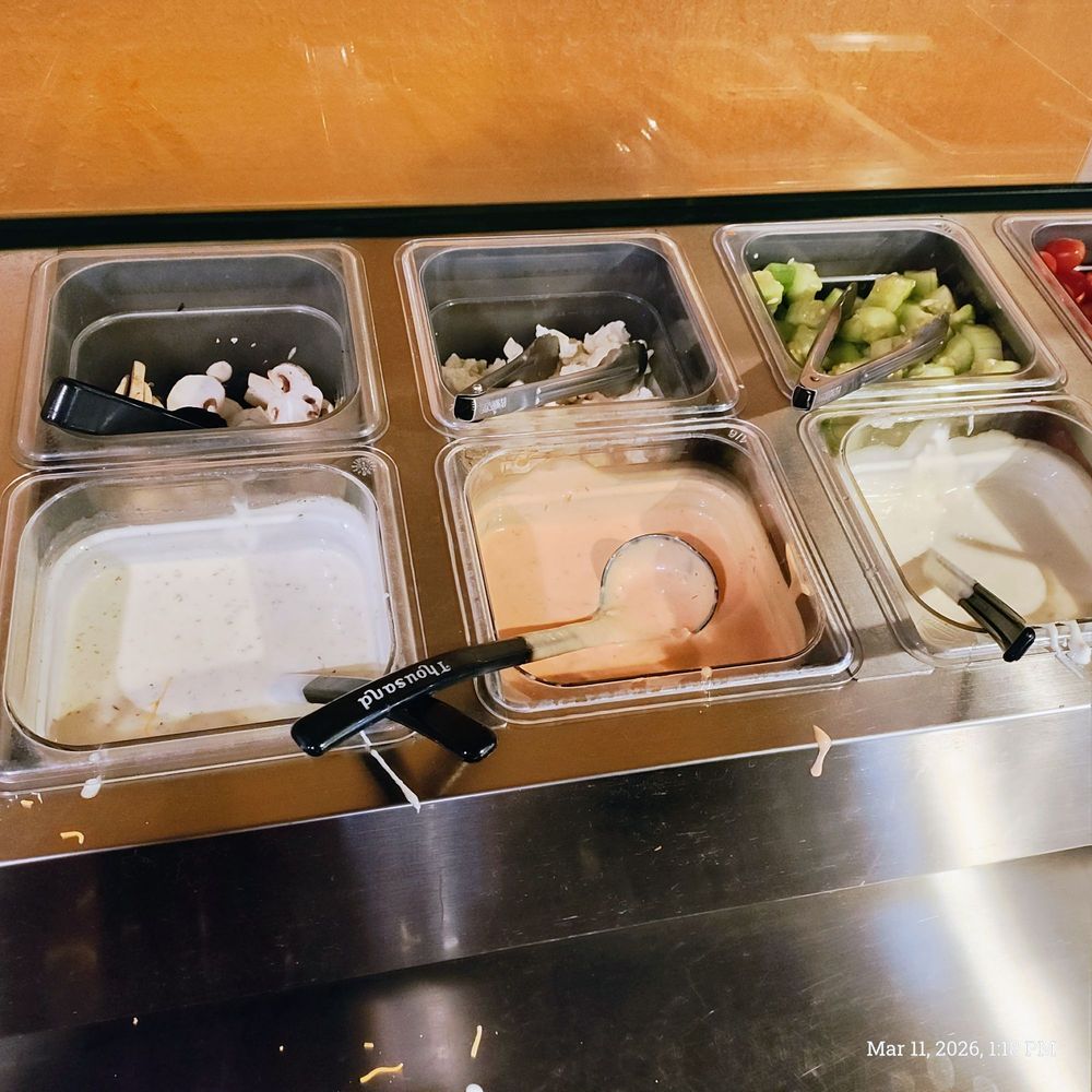 Pie@Trios - Salad dressings & additional toppings - Pizza Near Me - Longview, Washington