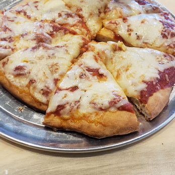 Phat Fish Brewery - Cheese Pizza - Pizza Near Me - Dickinson, North Dakota