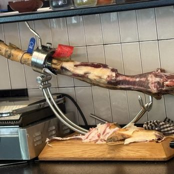 Alexandra Barcelona Hotel - Iberian ham - Hotels Near Me - Barcelona, B