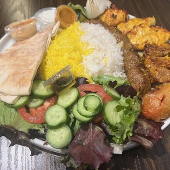 Rosemary Grill DTLA - This is how it was presented! Enough for two or three ppl! $18 - Mediterranean Near Me - Los Angeles, California