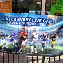 Cocky’s Chicken And Brew - Plenty of TVS to watch Games!!