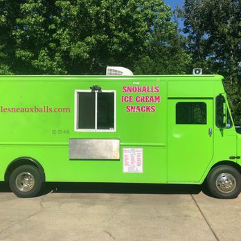 Creole Sneauxballs - The snoball food truck! - Food Trucks Near Me Creole Sneauxballs - The snoball food truck! - Food Trucks Near Me