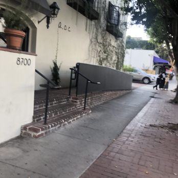 AOC - Outside - Cocktail Bars Near Me - Los Angeles, California