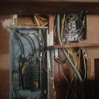 Veterans Electric - Panel alterations BEFORE - Electricians Near Me - Olympia, Washington
