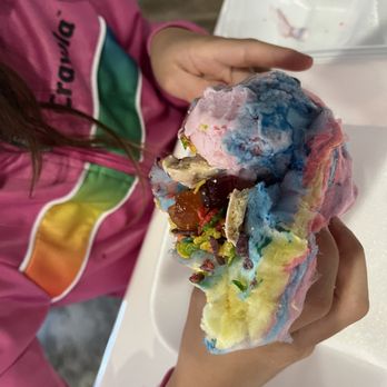 Creamberry - Yum - Desserts Near Me - Las Vegas, Nevada