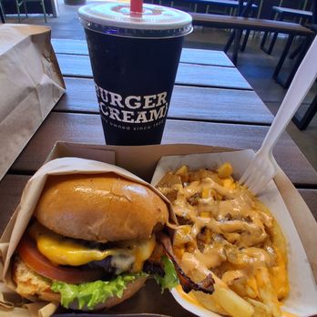 Burger & Cream - Desserts Near Me - Auburn, California Burger & Cream - Desserts Near Me - Auburn, California