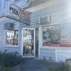 Sal's Bakery